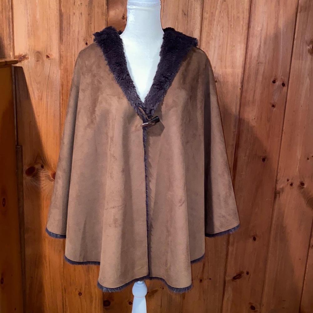 NWOT Katie Todd Cape